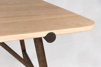 Town N Country Dining Table